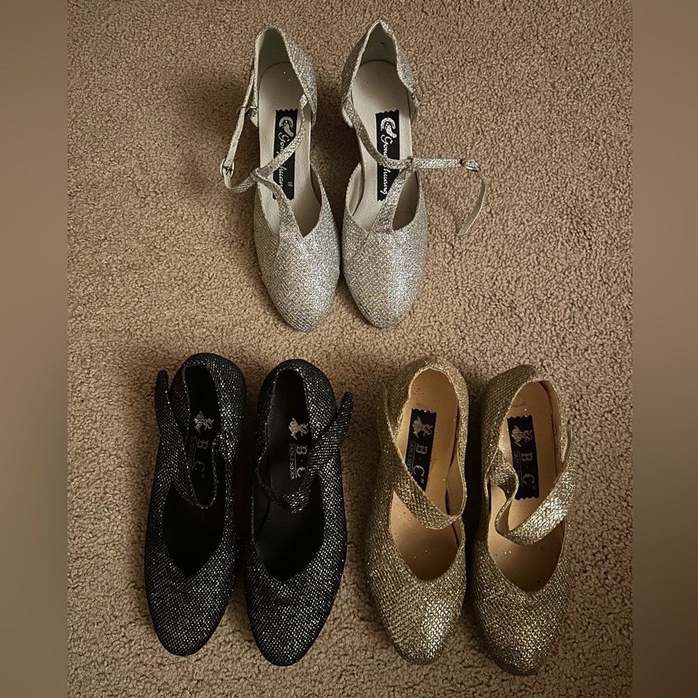 Sparkly dance shoes in silver, black and 
Gold.